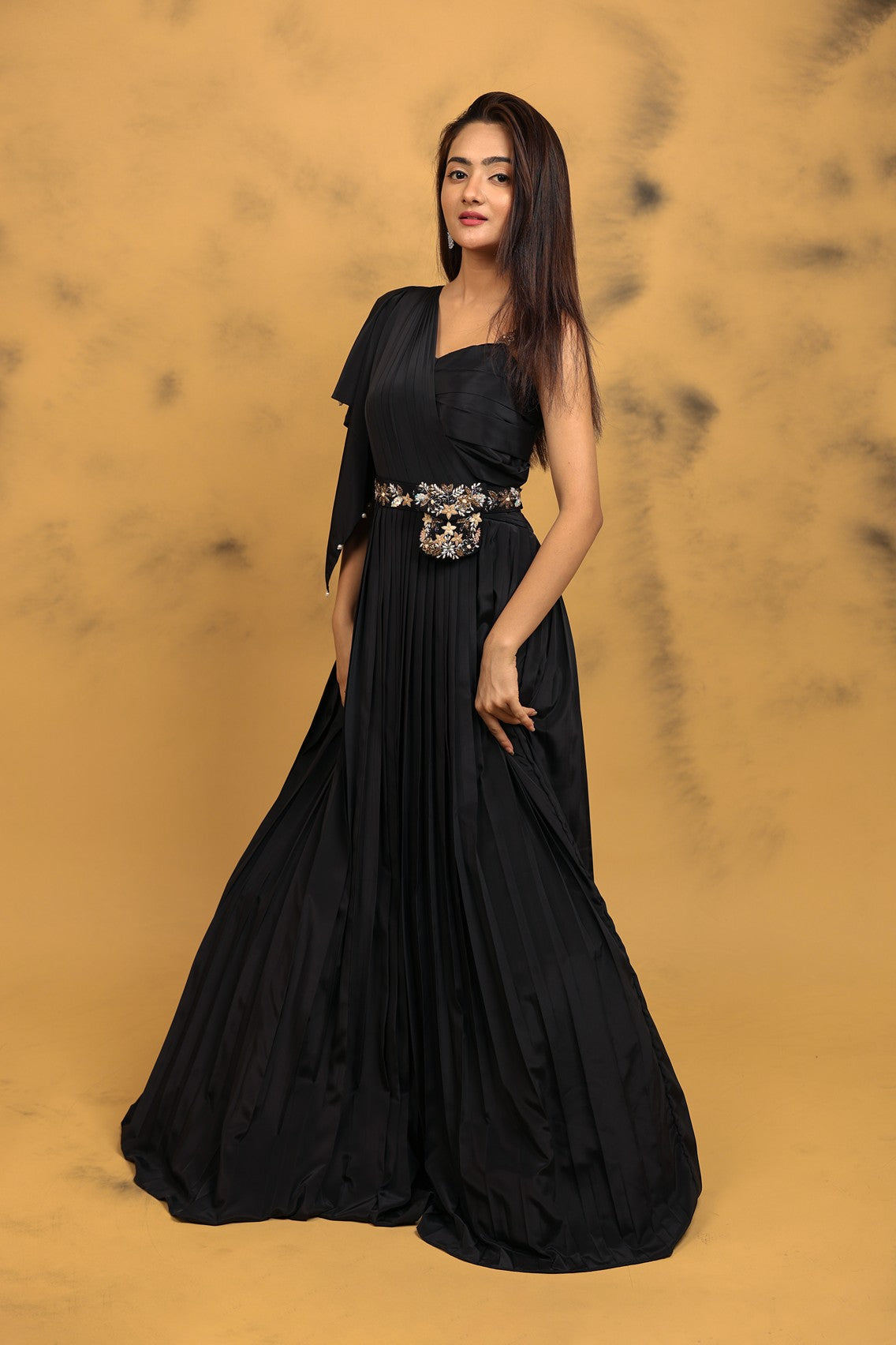 Black drape gown with belt and pouch – JAYAA'S COUTURE