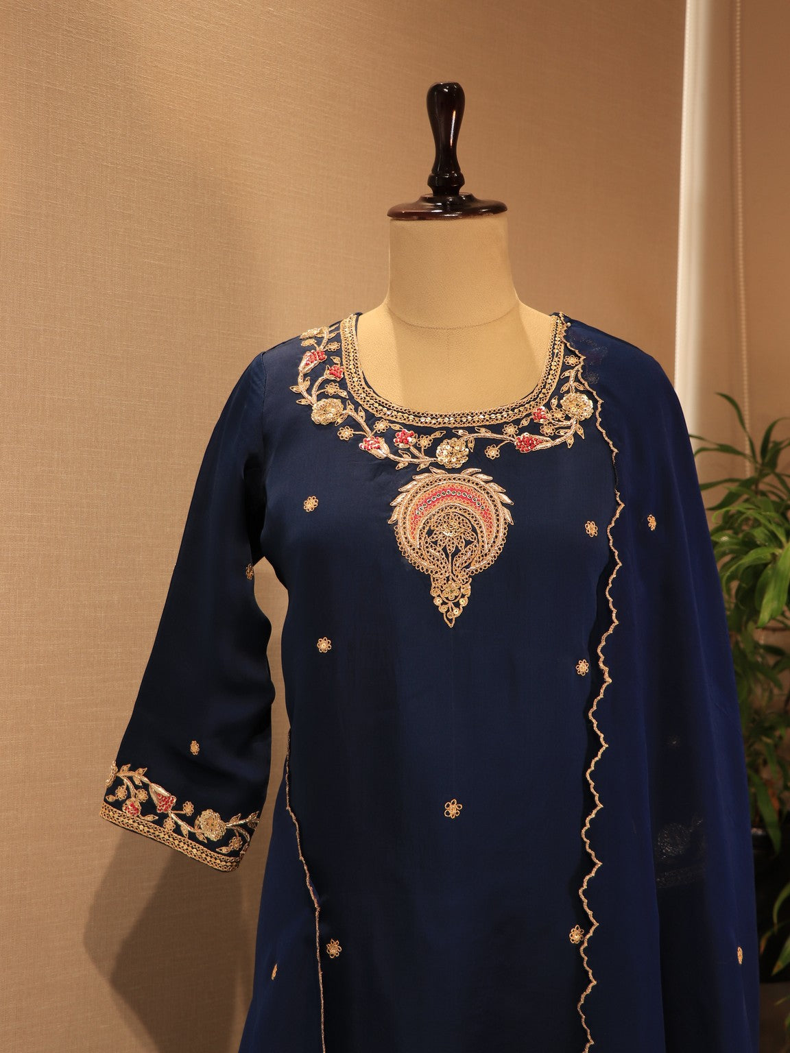 Royal silk kurta pants dupatta