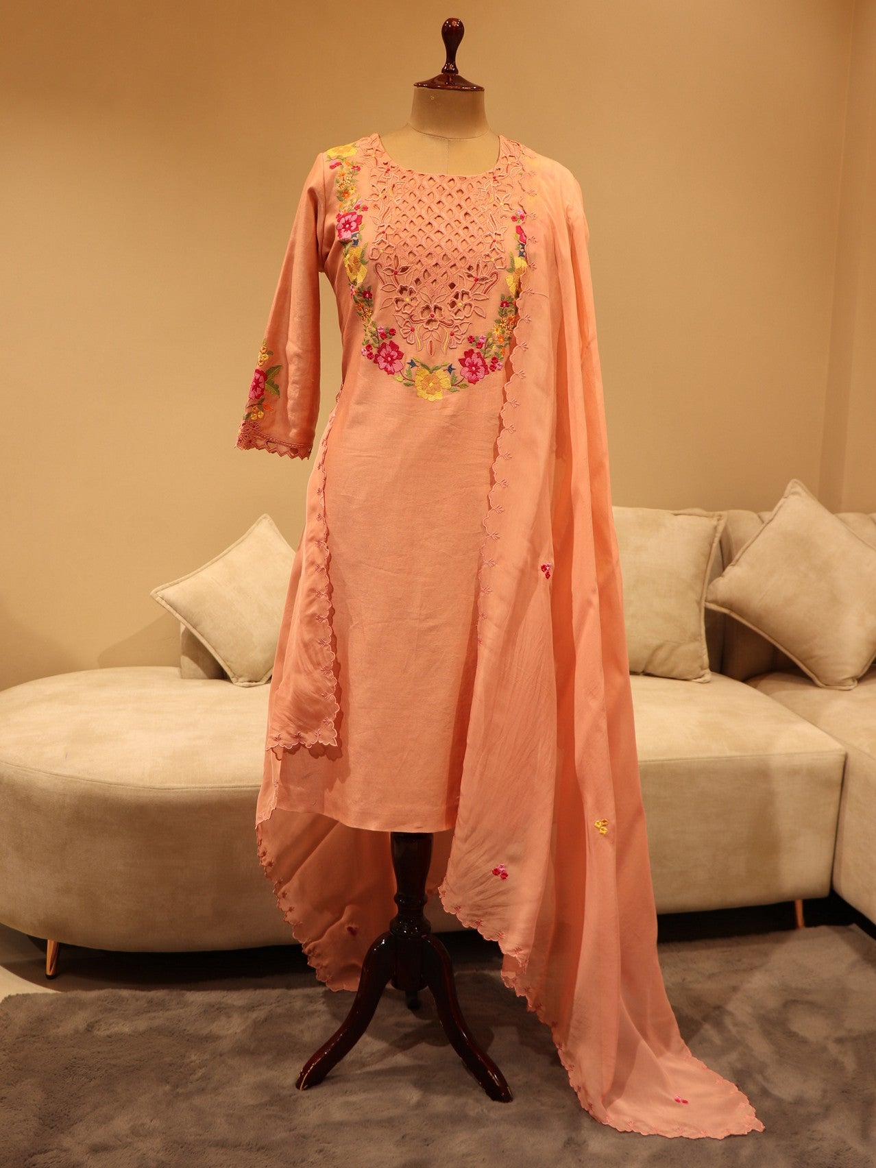 Pastel peach applique kurta with qlots