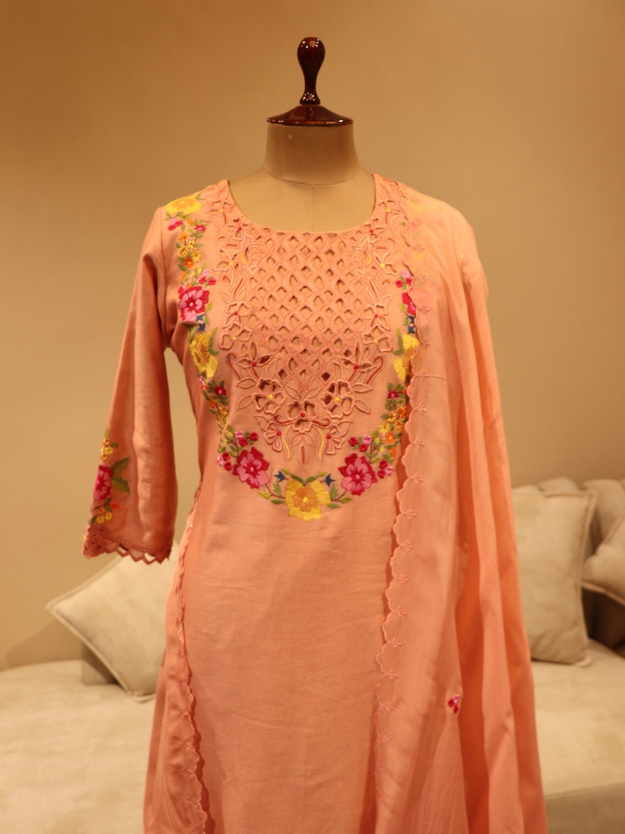 Pastel peach applique kurta with qlots
