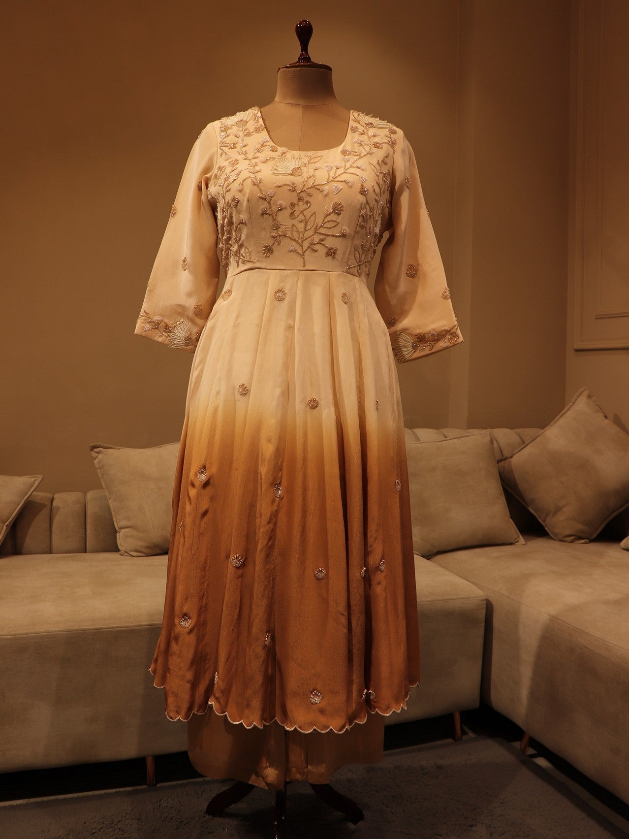 Beige brown shaded kurta pants dupatta