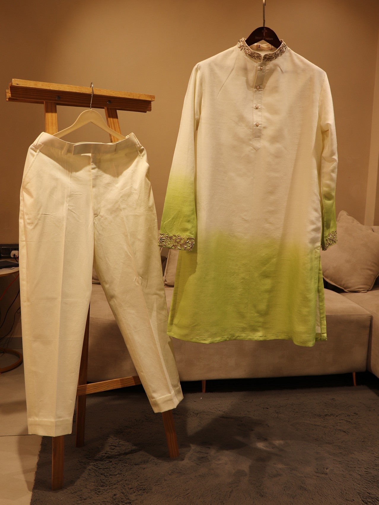 Green shaded mens kurta pants