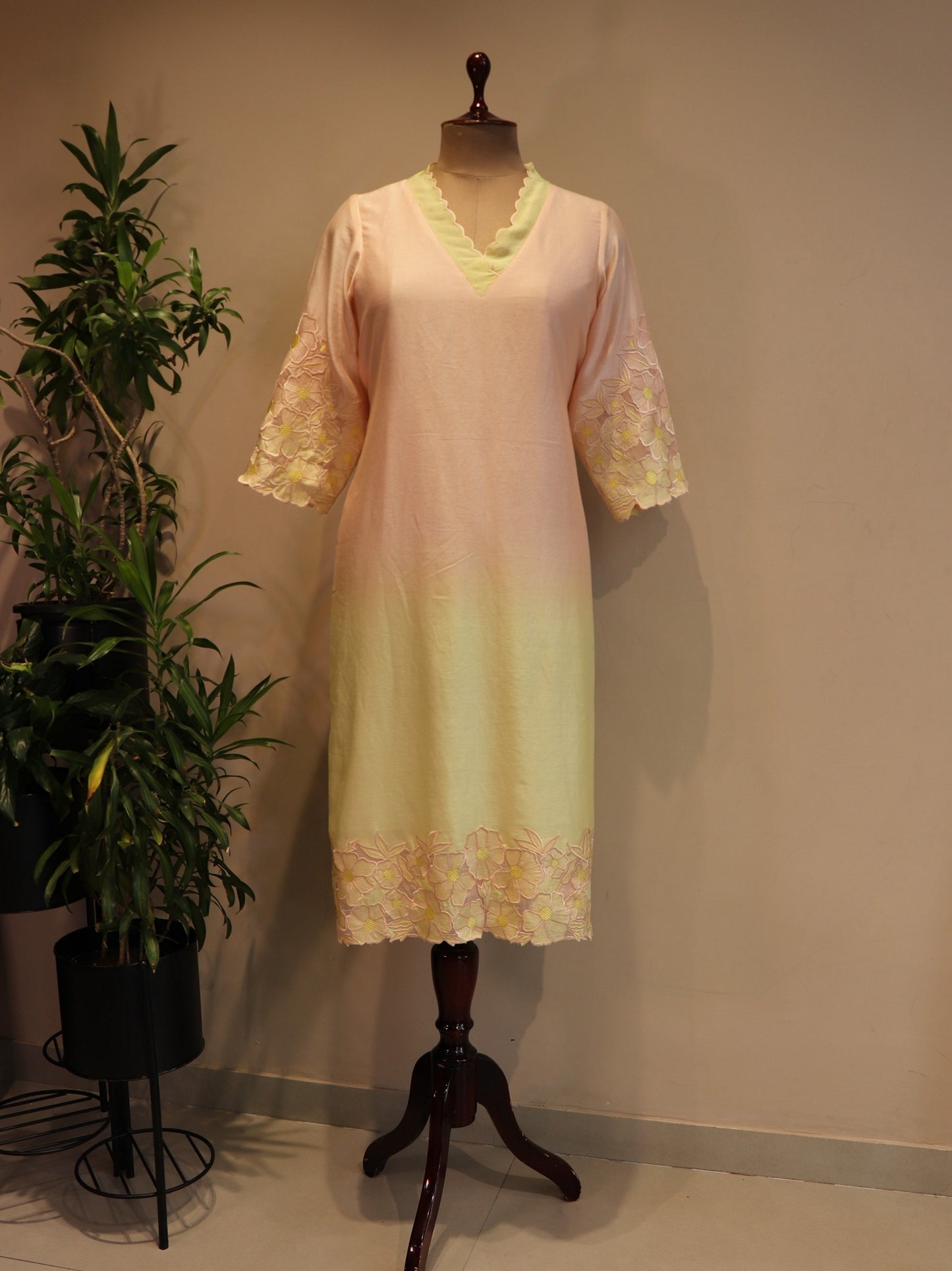 Blush pink green shaded applique kurta pants with dupatta
