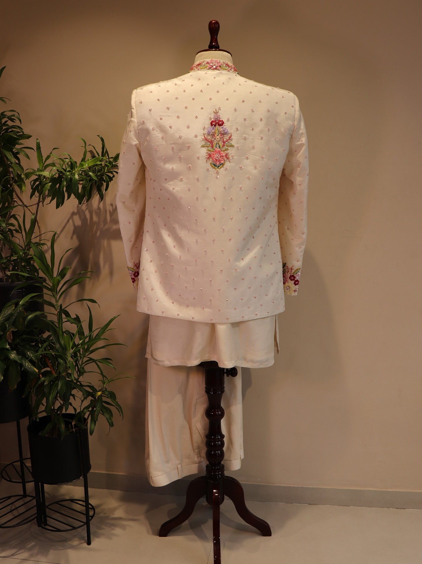 Off white 3D mens indo western