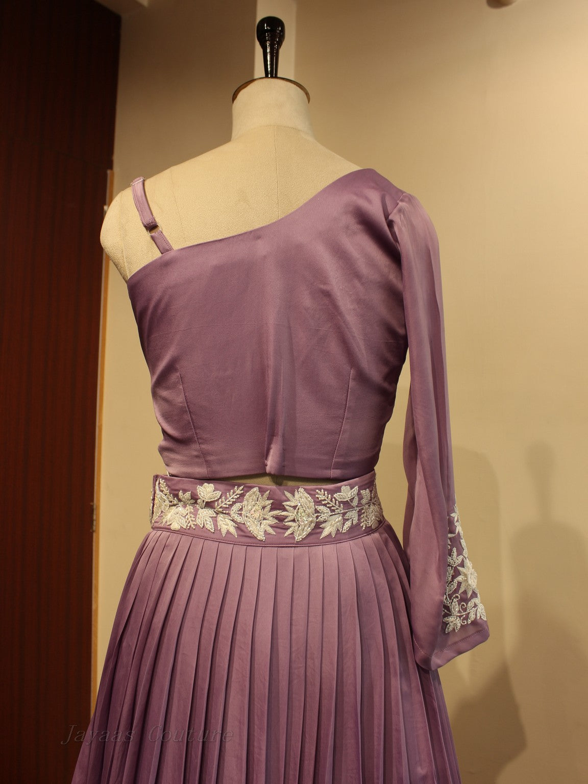 Mauve crop top with skirt