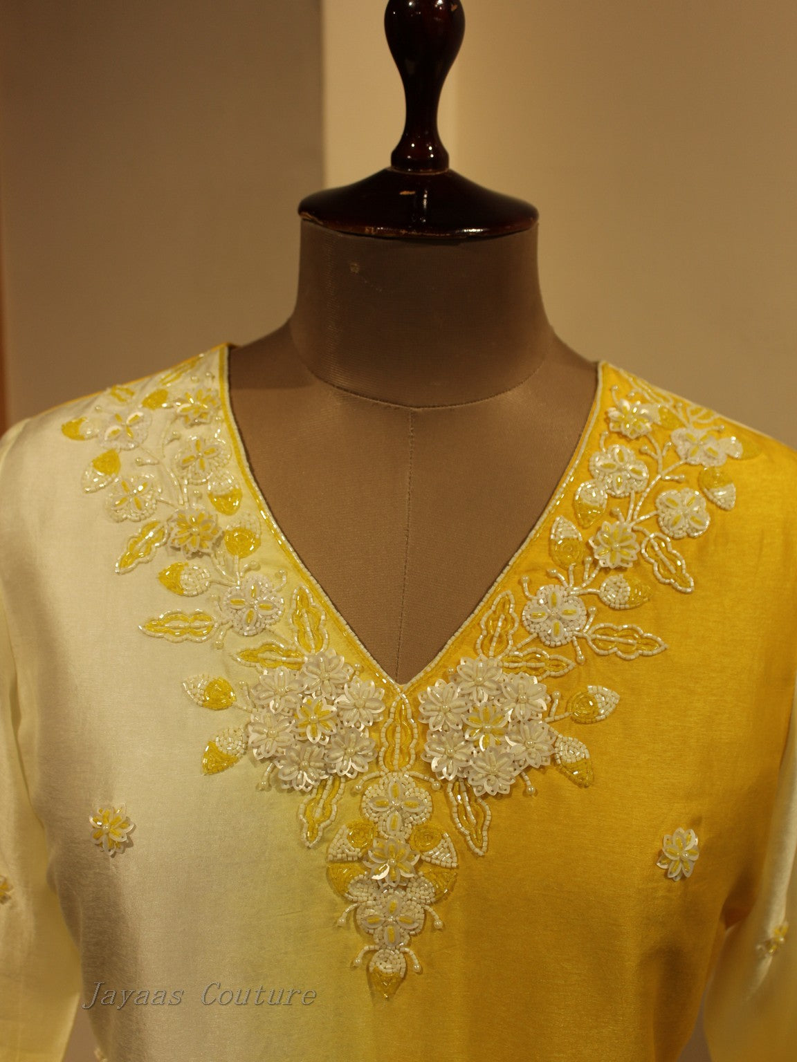 Off White yellow shaded kurta pants with dupatta
