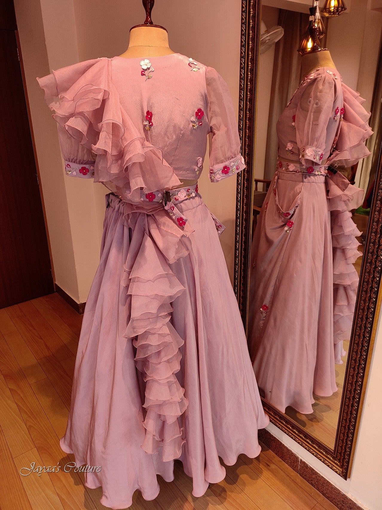 Mauve Lehenga With Drape Dupatta & Belt
