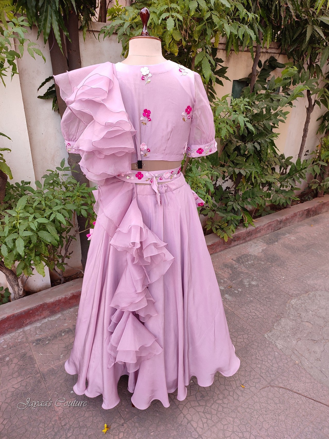 Mauve lehenga with drape dupatta & belt