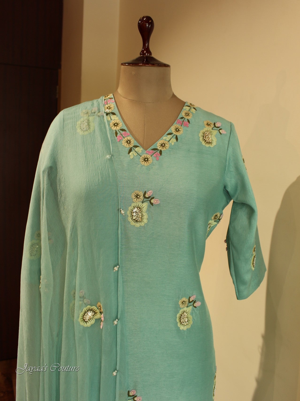 Pastel green kurta pants with dupatta