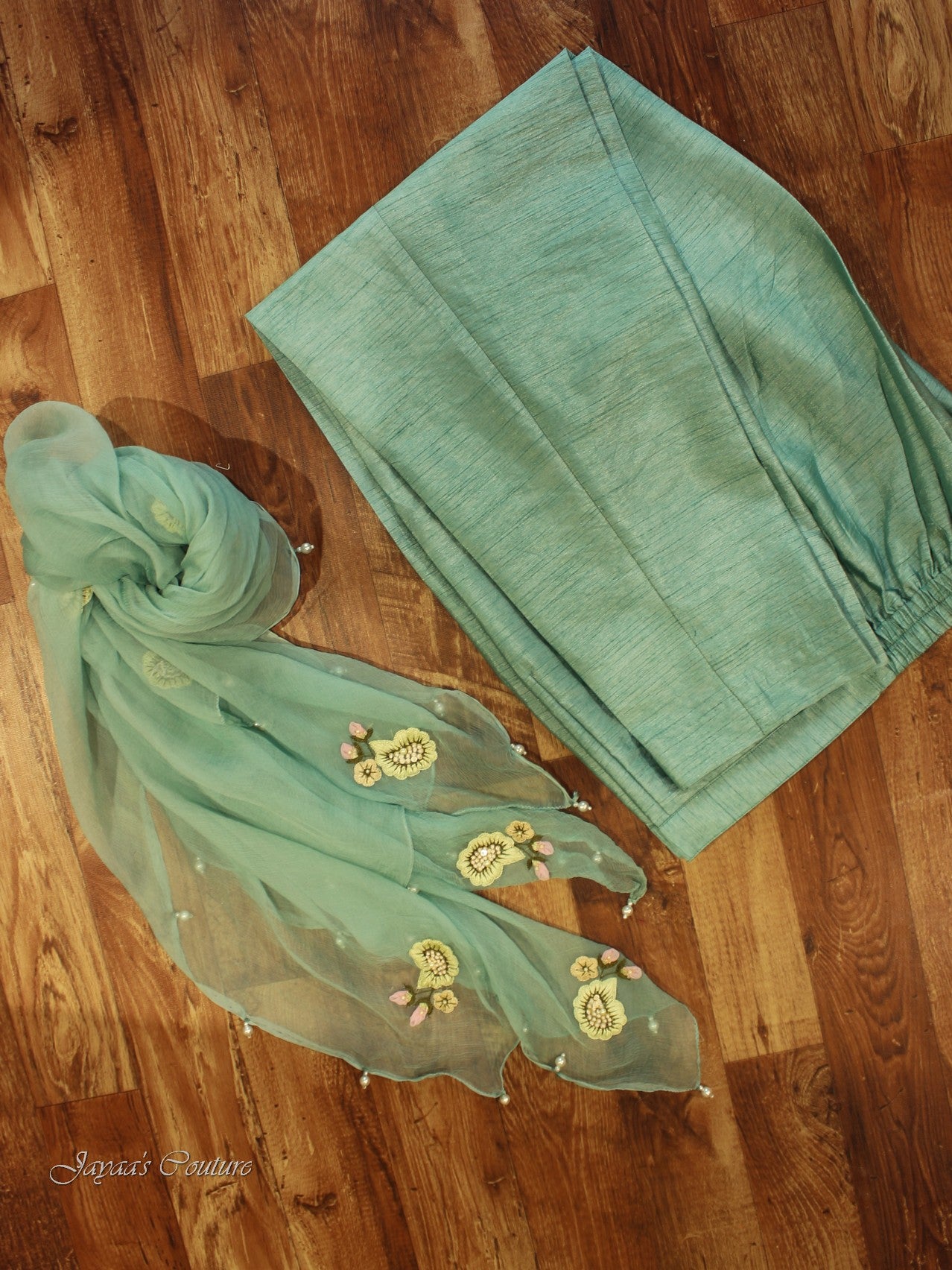 Pastel green kurta pants with dupatta