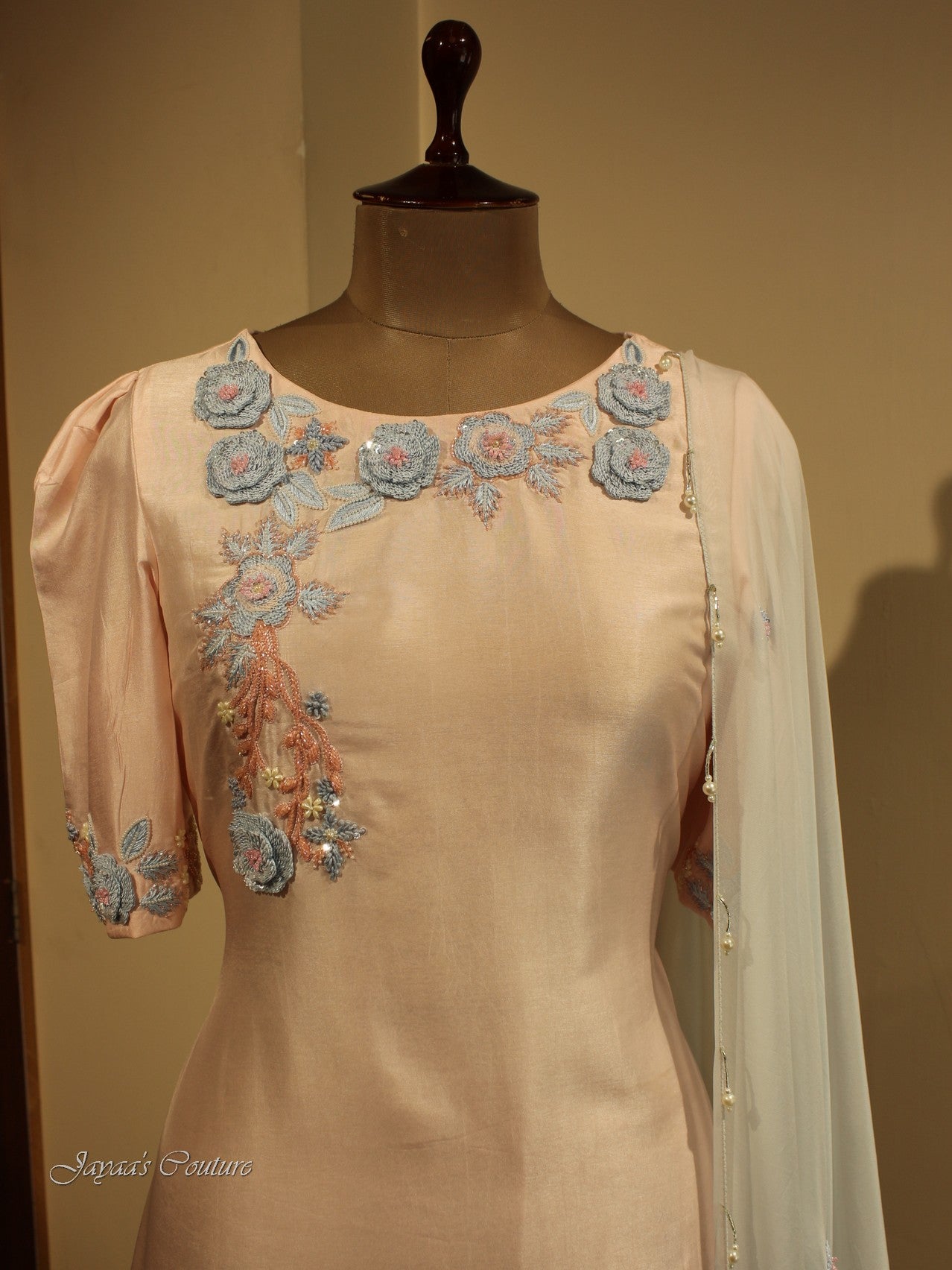 Pastel peach kurta pants with dupatta