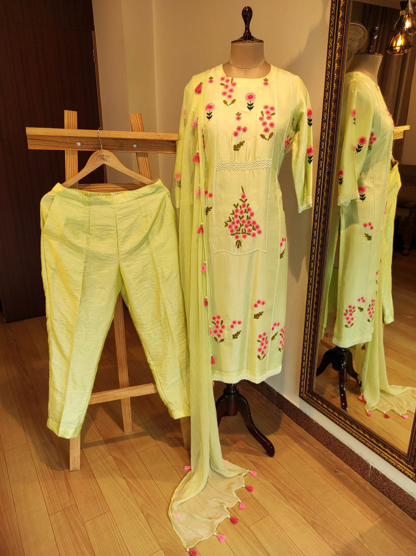 Yellow kurta pant dupatta