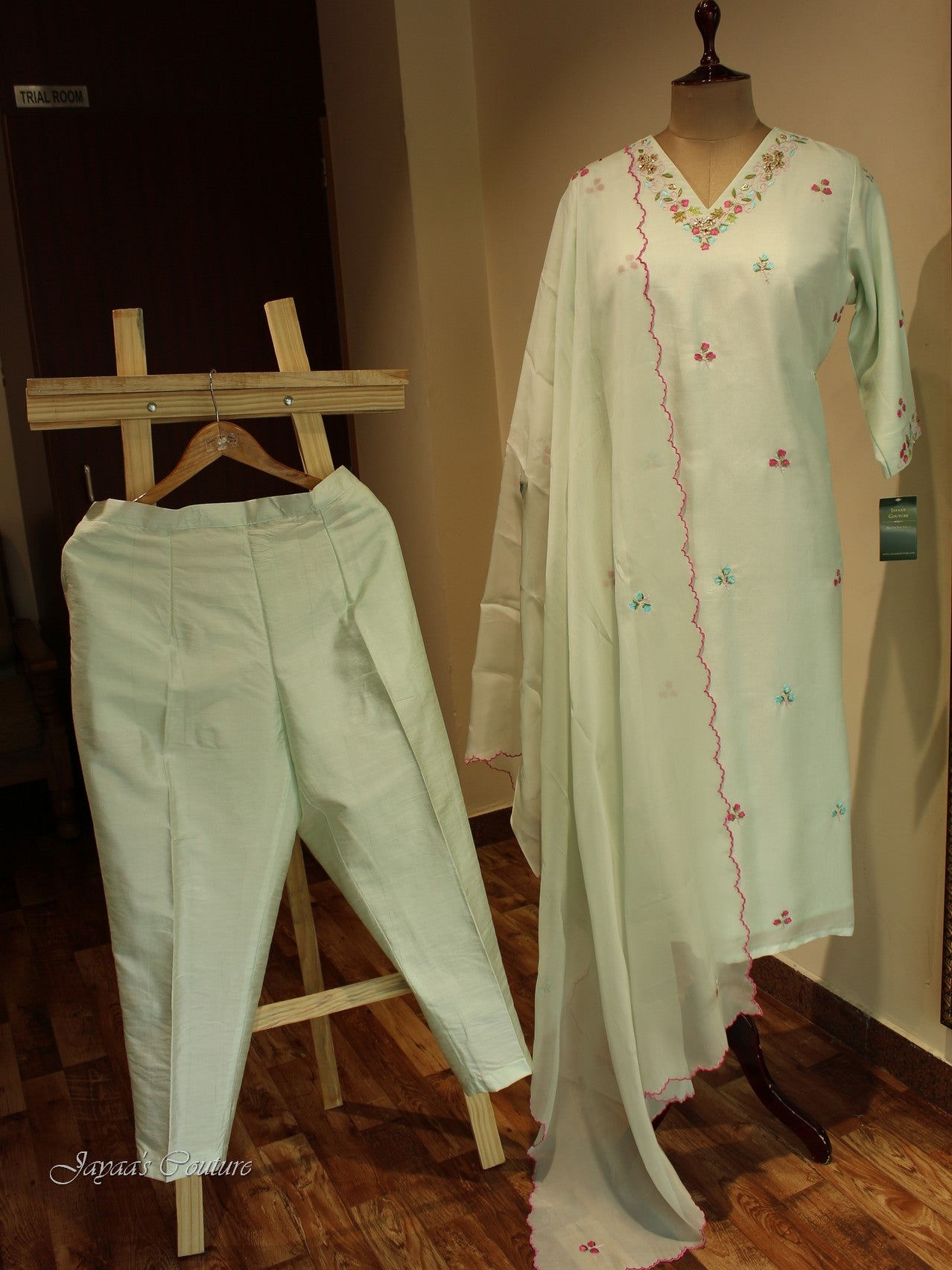 Pastel pista green kurta pants with dupatta