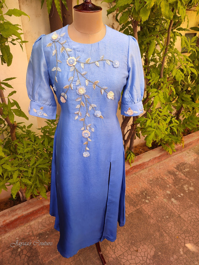Powder blue shaded kurta pants with dupatta