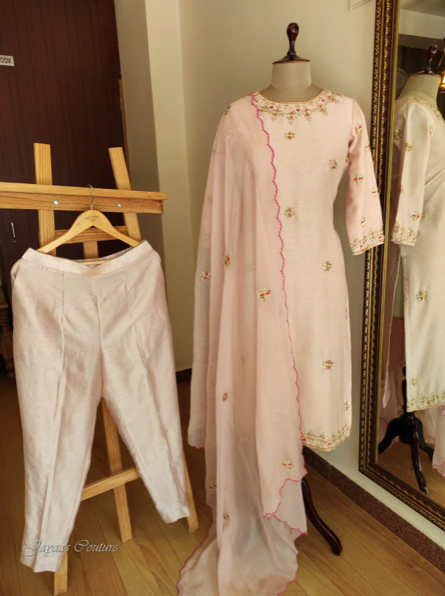 Nude peach kurta pant with dupatta