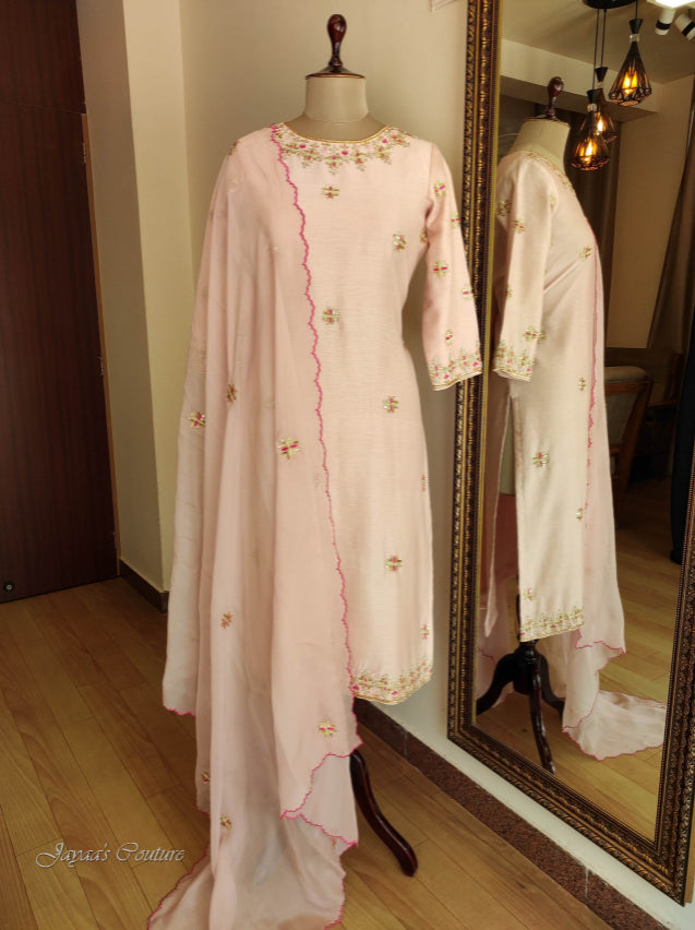 Nude peach kurta pant with dupatta