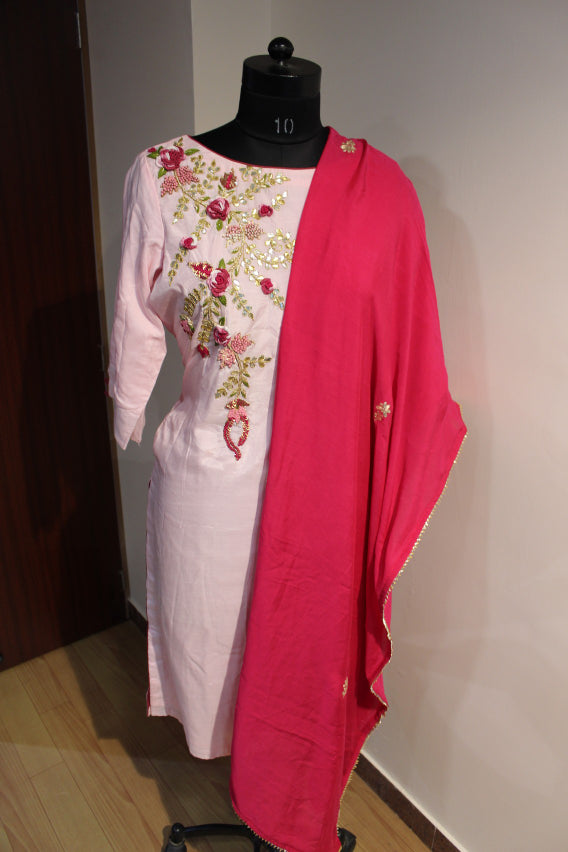Lavander kurta pants with Dark pink dupatta