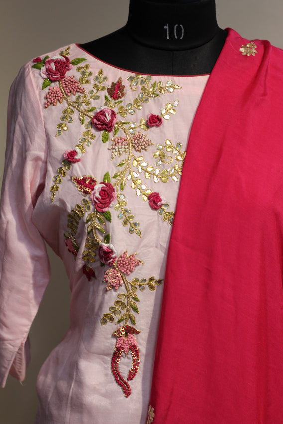 Lavander kurta pants with Dark pink dupatta