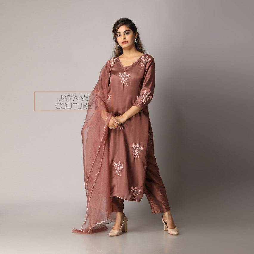 Marronish brown kurta pants dupatta
