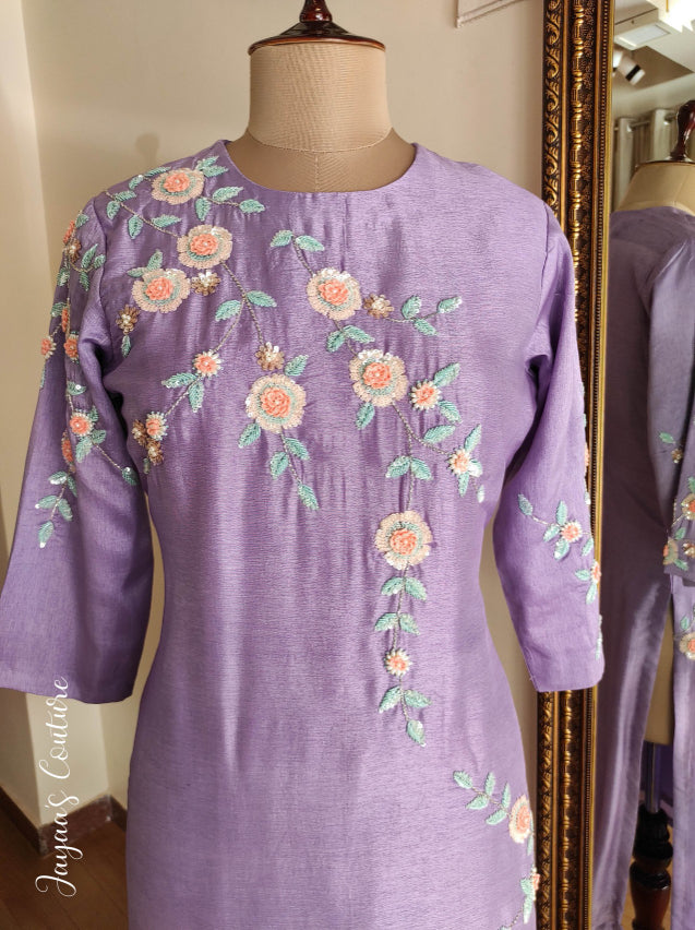 Purplish kurta pants dupatta