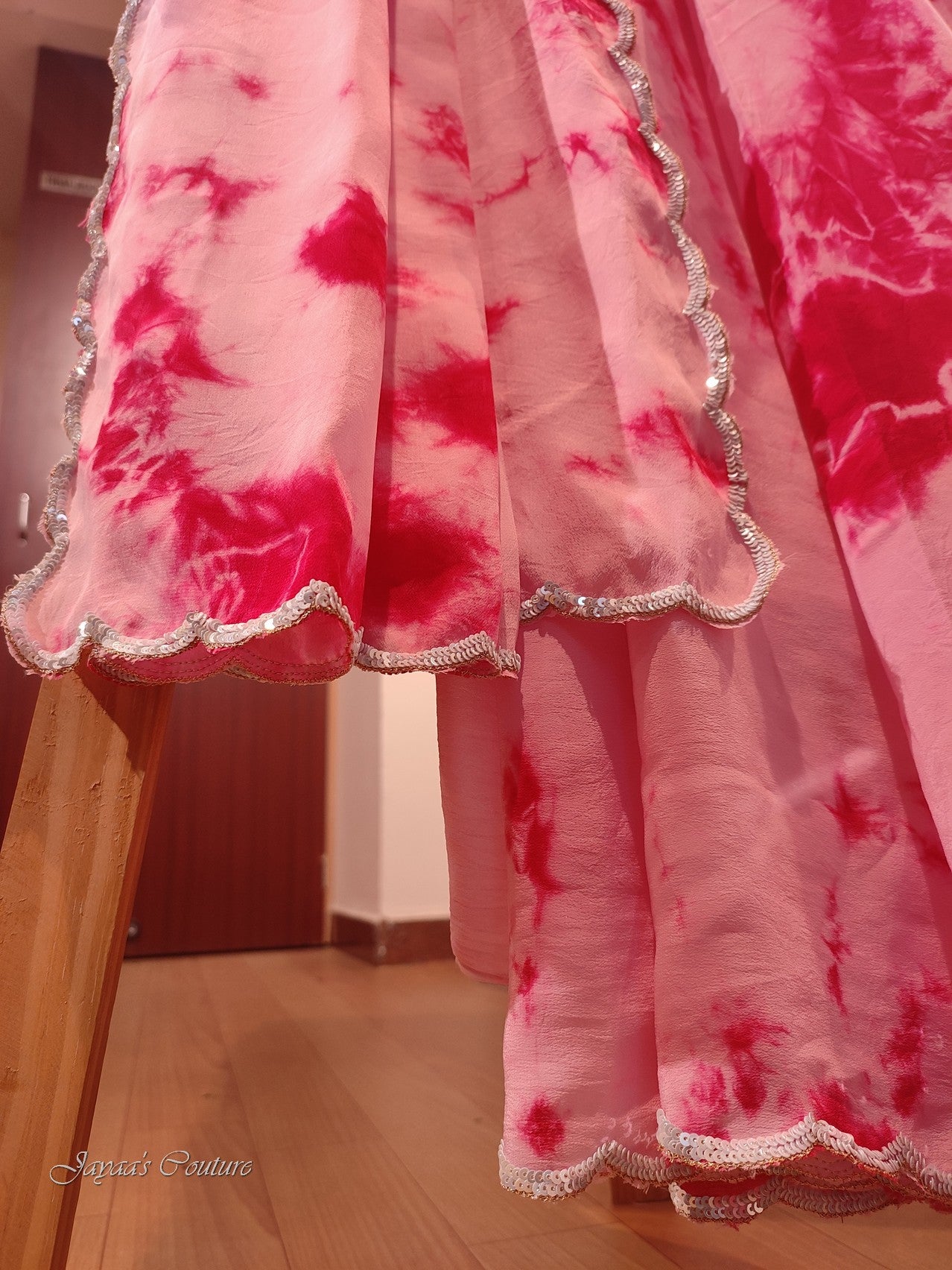 Pink tie and dye saree with handwork blouse