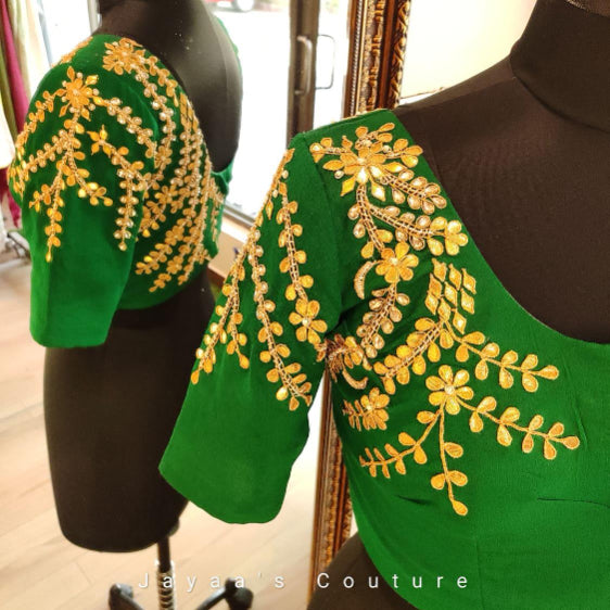 Red green bandhani saree with blouse