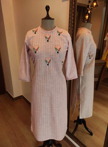 Pink Embroidred Kurta pants