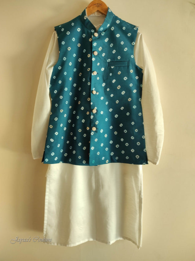 Off white kurta with blue badhani jacket