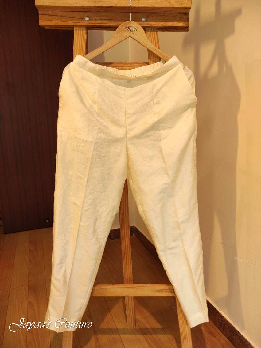 Shaded rani red bandhej kaftan with pant