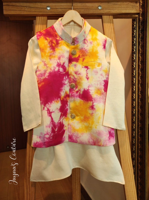 Off white kurta pant with Tie & Dye jacket