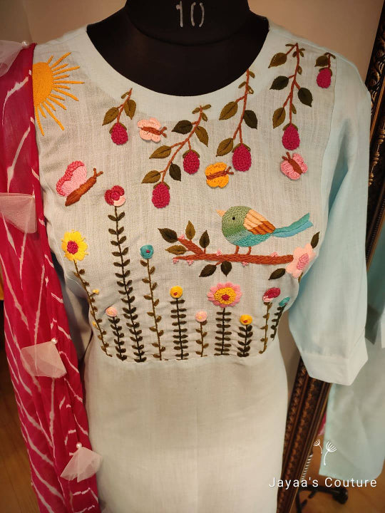 Powder Blue kurta pants with Leheriya Dupatta.