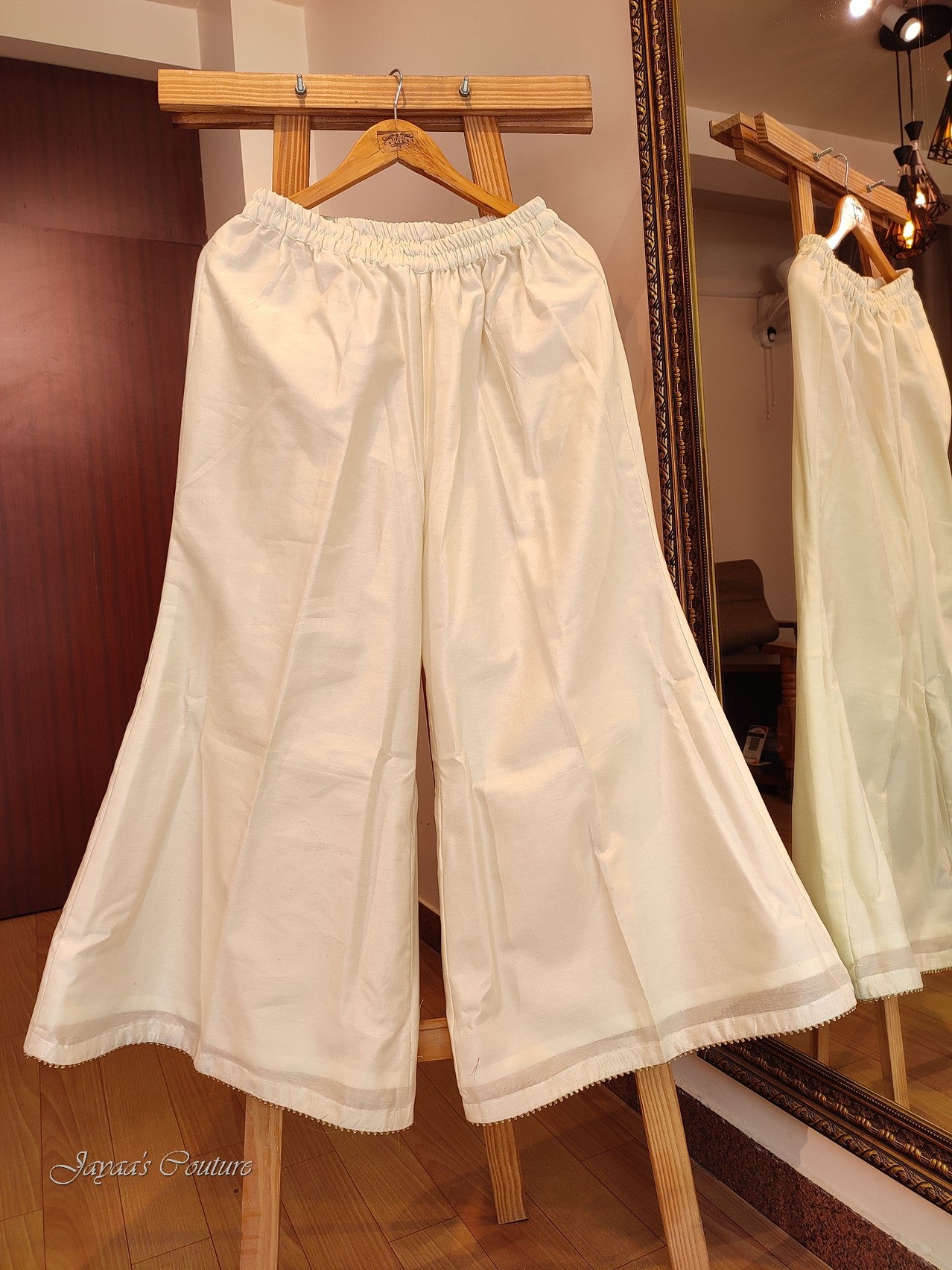 Offwhite kurta plazo and dupatta