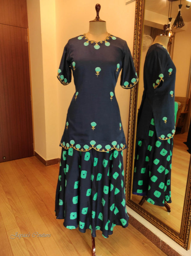 Navy blue kurta with badhani skirt & shaded dupatta