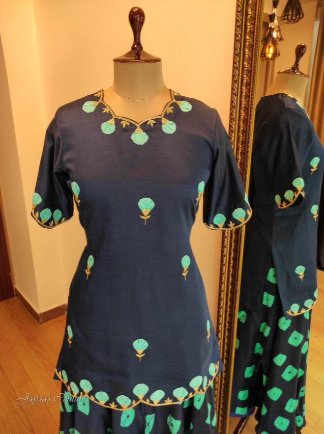 Navy blue kurta with badhani skirt & shaded dupatta