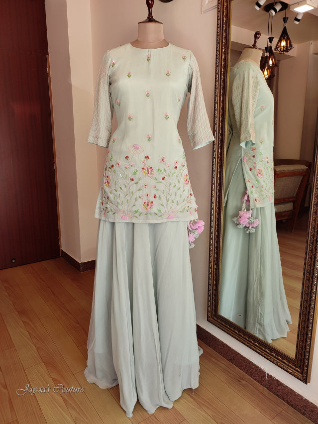 Pastel grey short kurta with skirt & dupatta