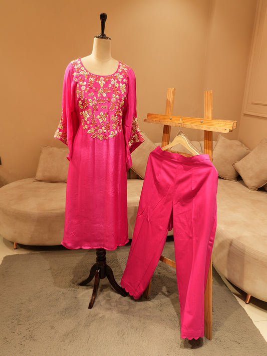 Fuschia pink kaftan with pants