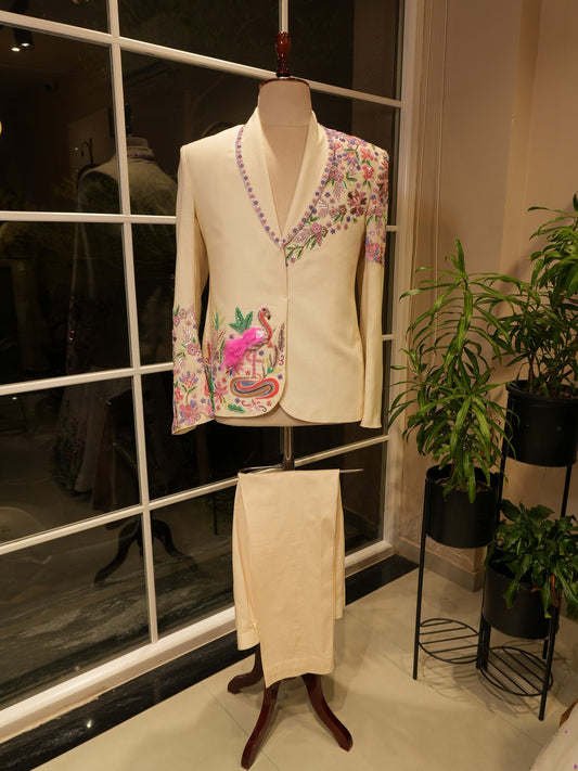 White mens tropical blazer set with pants
