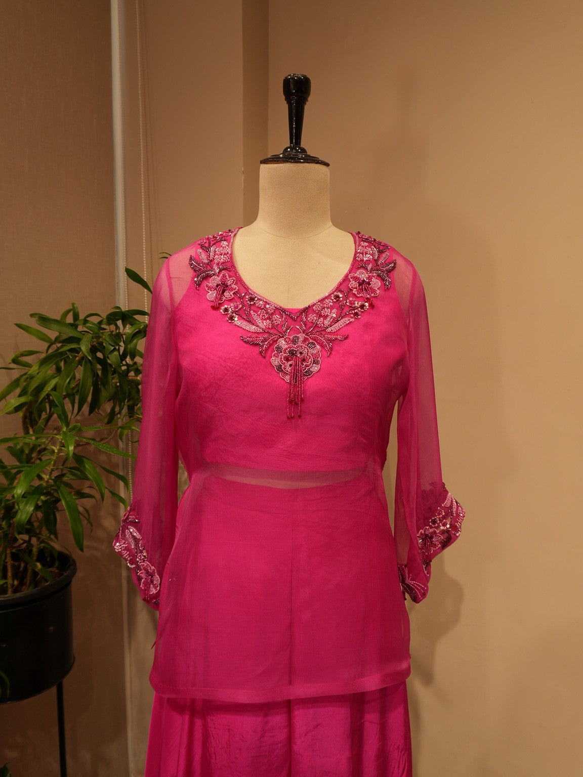 Fuscia pink crop top with plazo