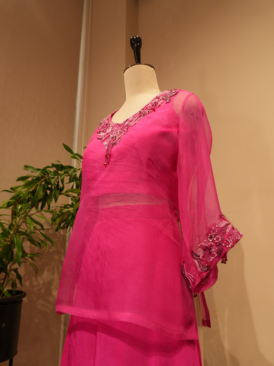 Fuscia pink crop top with plazo