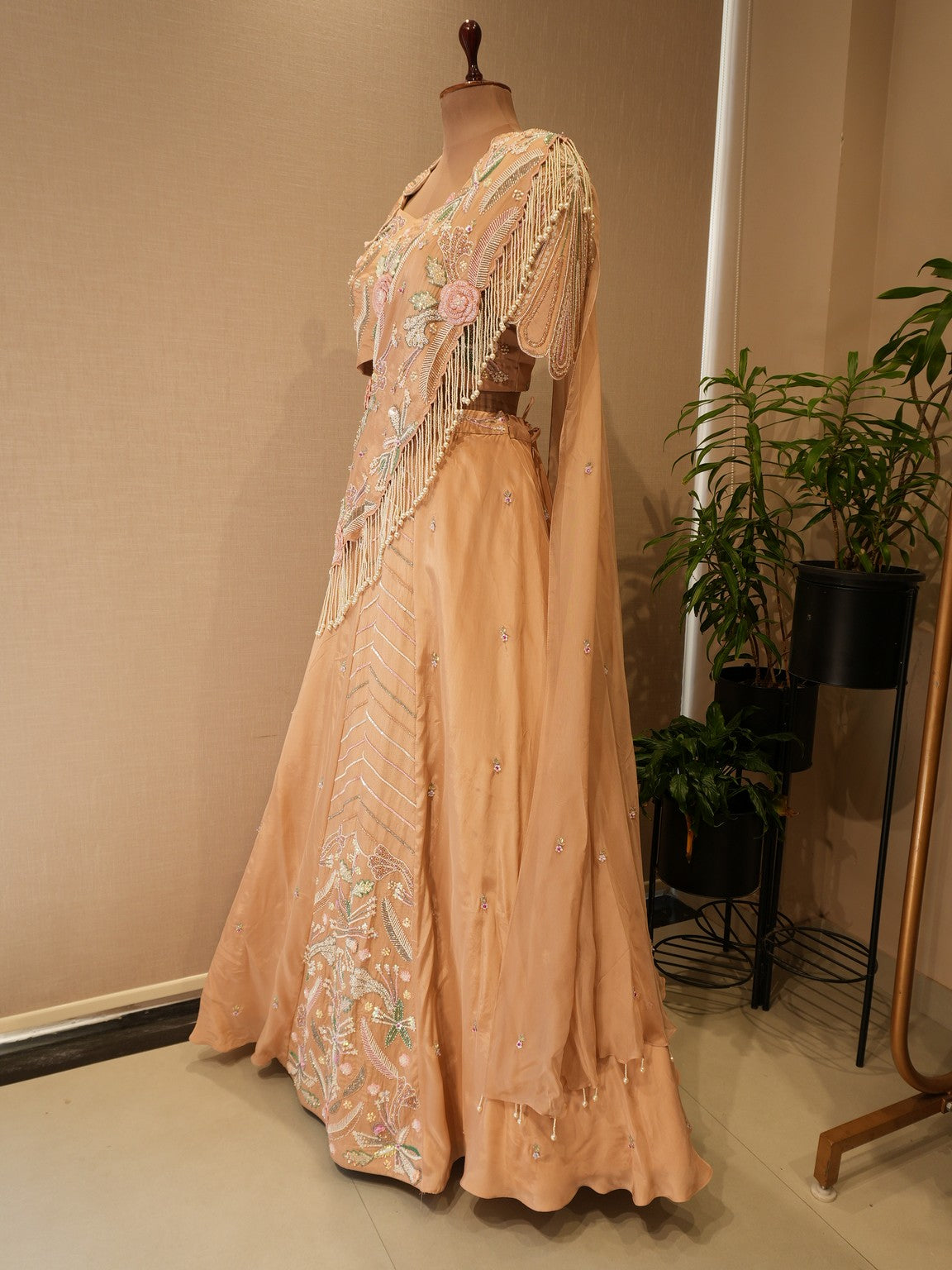 Champagn gold ed lehenga set