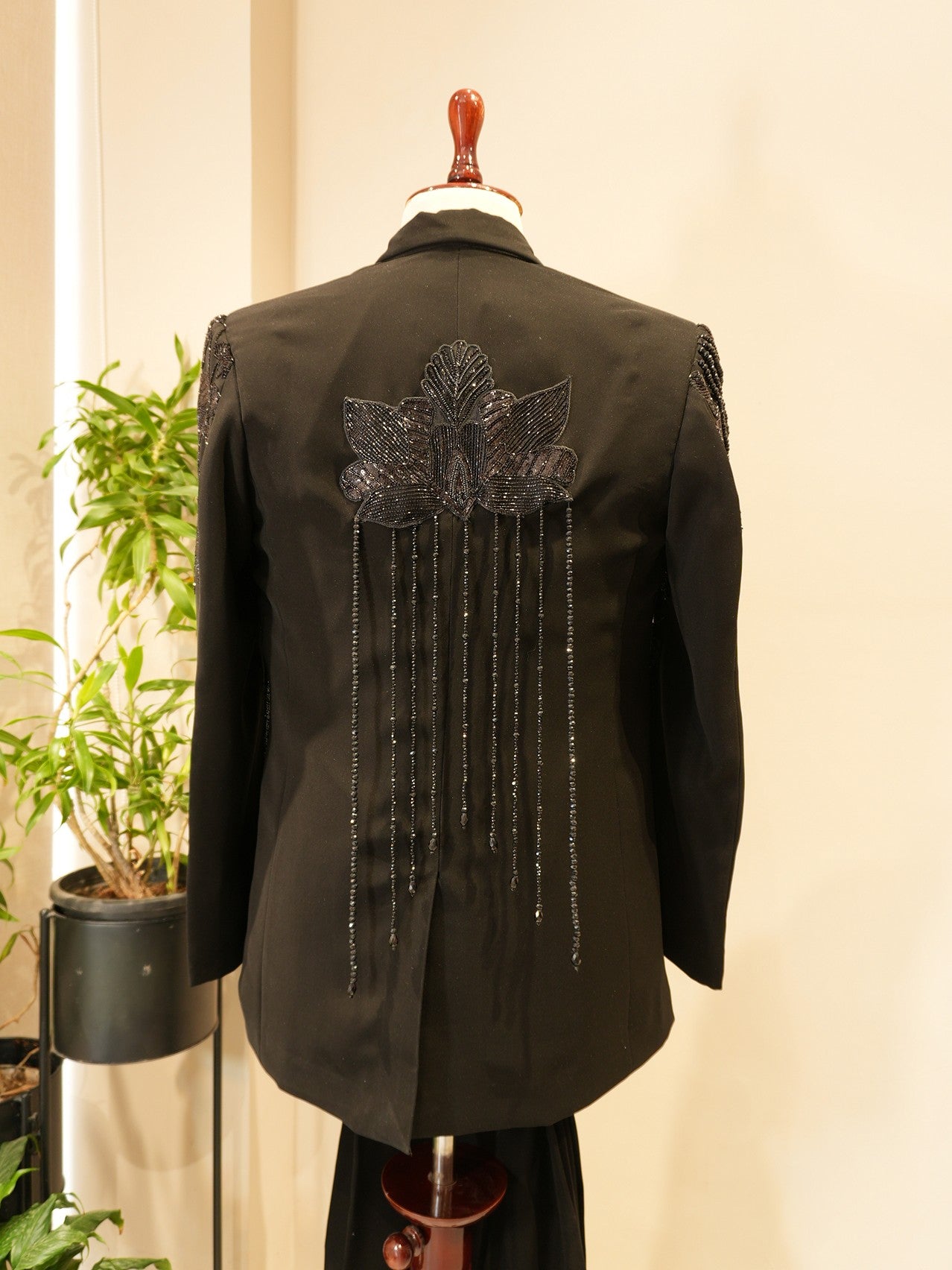 Z black embroidered mens tuxedo with shirt and pants