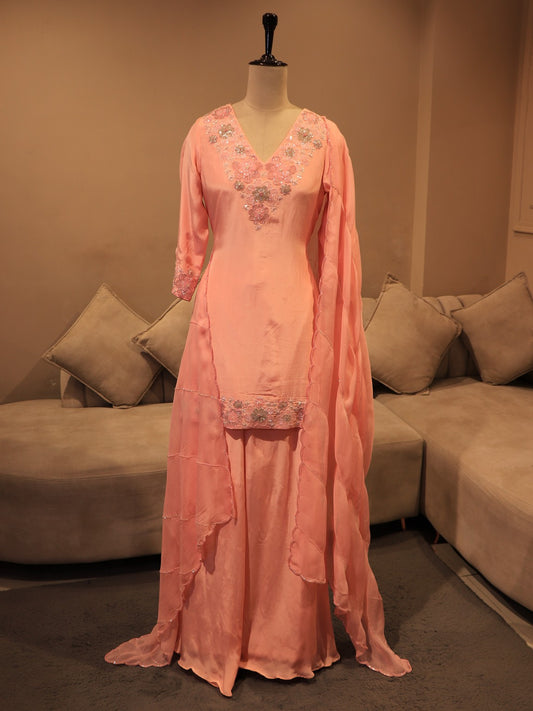 Blush pink embroidered kurta plazo dupatta