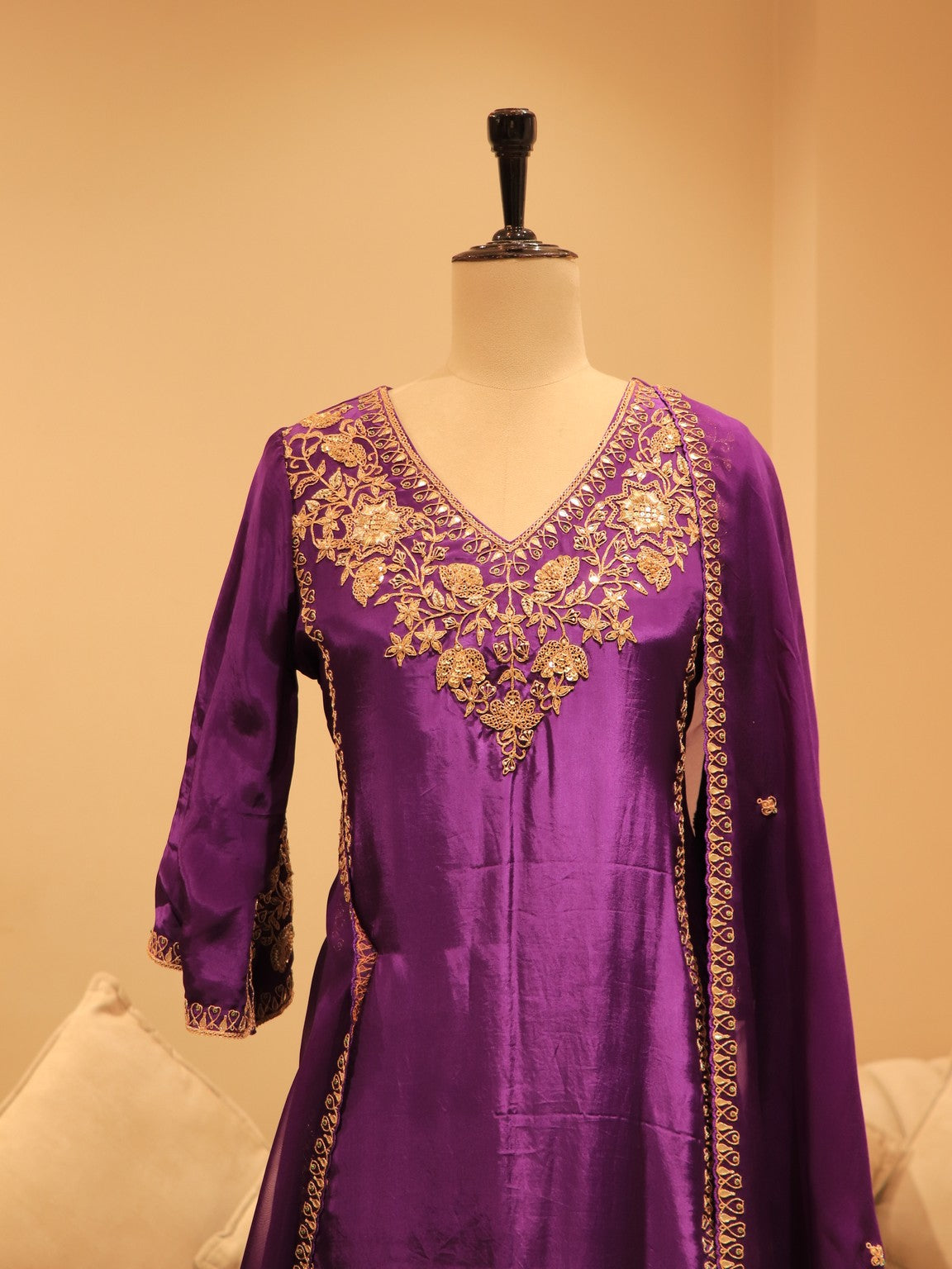 Deep purple marodi kurta pants dupatta