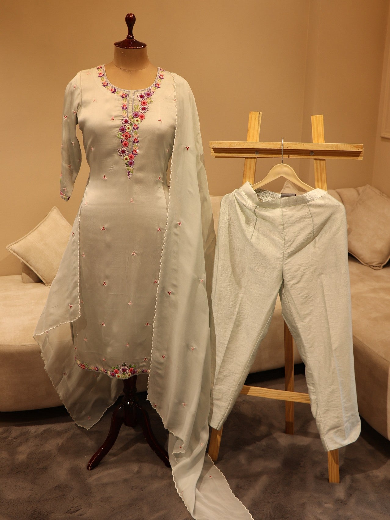 Off Grey kurta with pants and dupatta