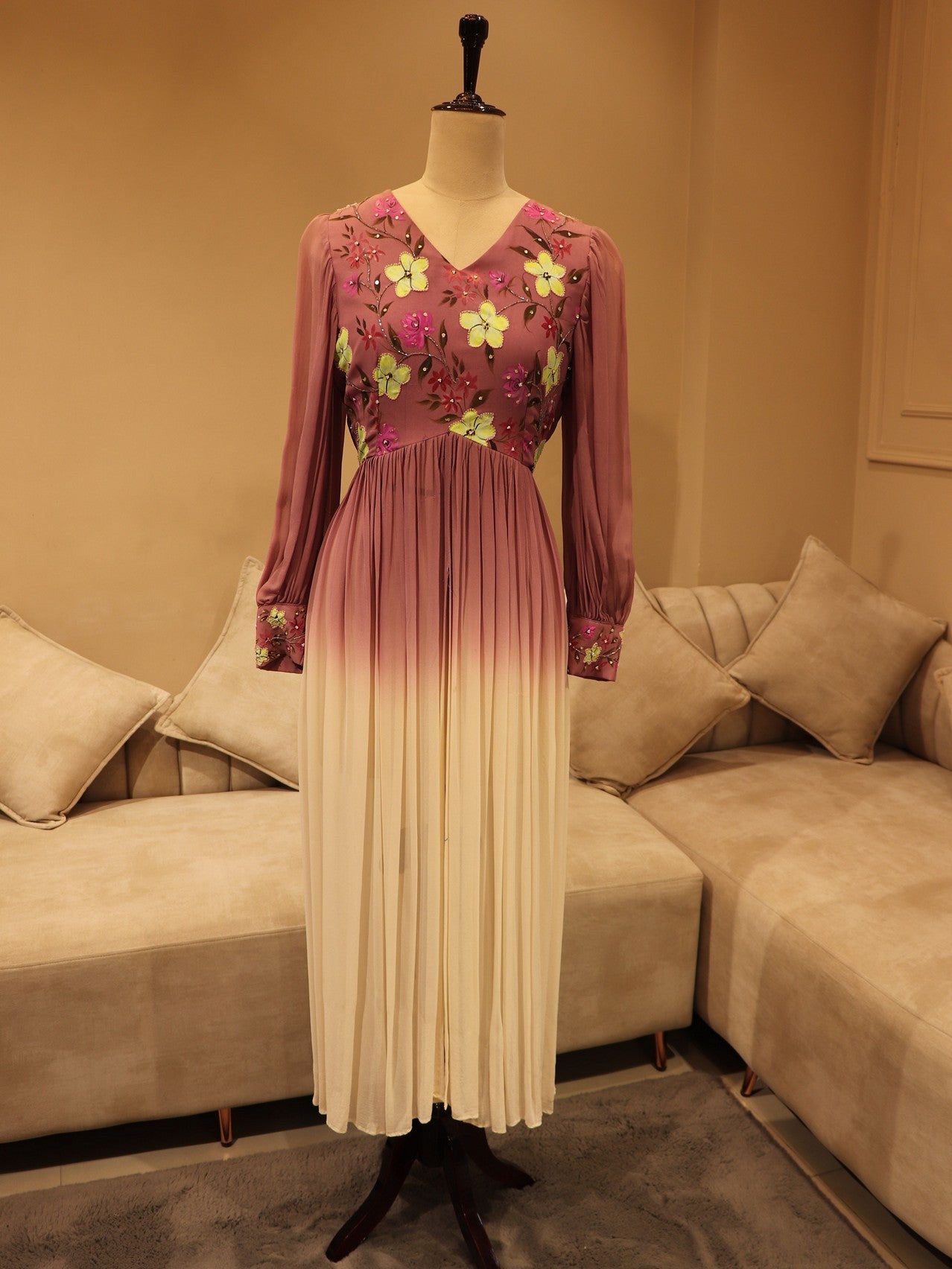 Mauve shaded handpainted kurta pants dupatta