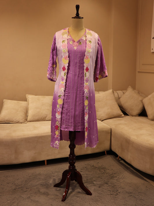 Lavander shaded kurti with shrug and pants