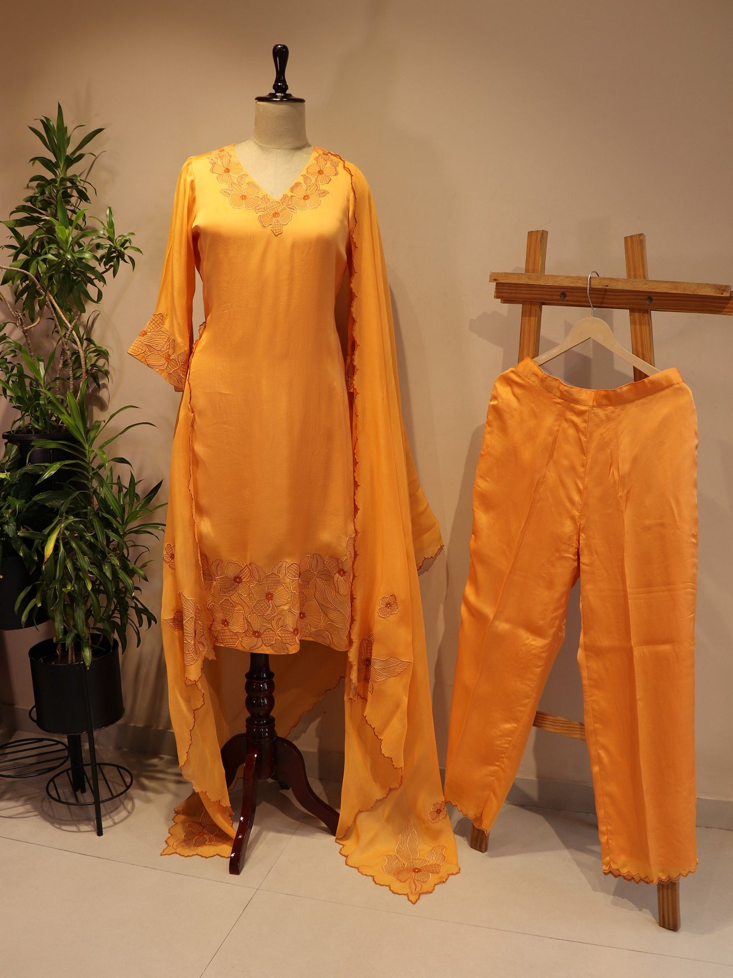 Orange applique kurta pants with dupatta