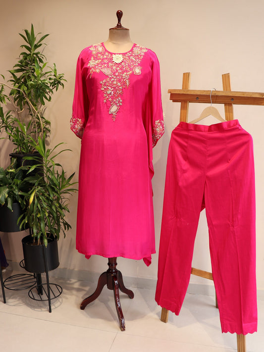 Hot pink kaftan with pants