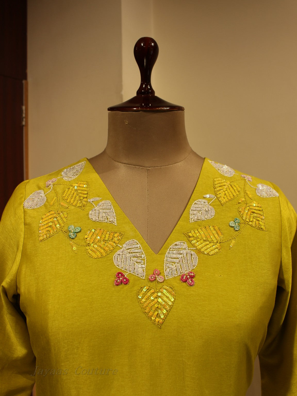 Green embroidered kurta with pants and dupatta