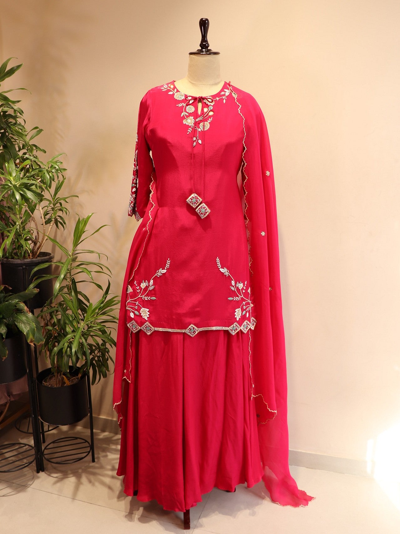 Hot pink Kurta plazo dupatta